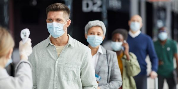 people-in-masks-during-pandemic-MUALJ4H-min